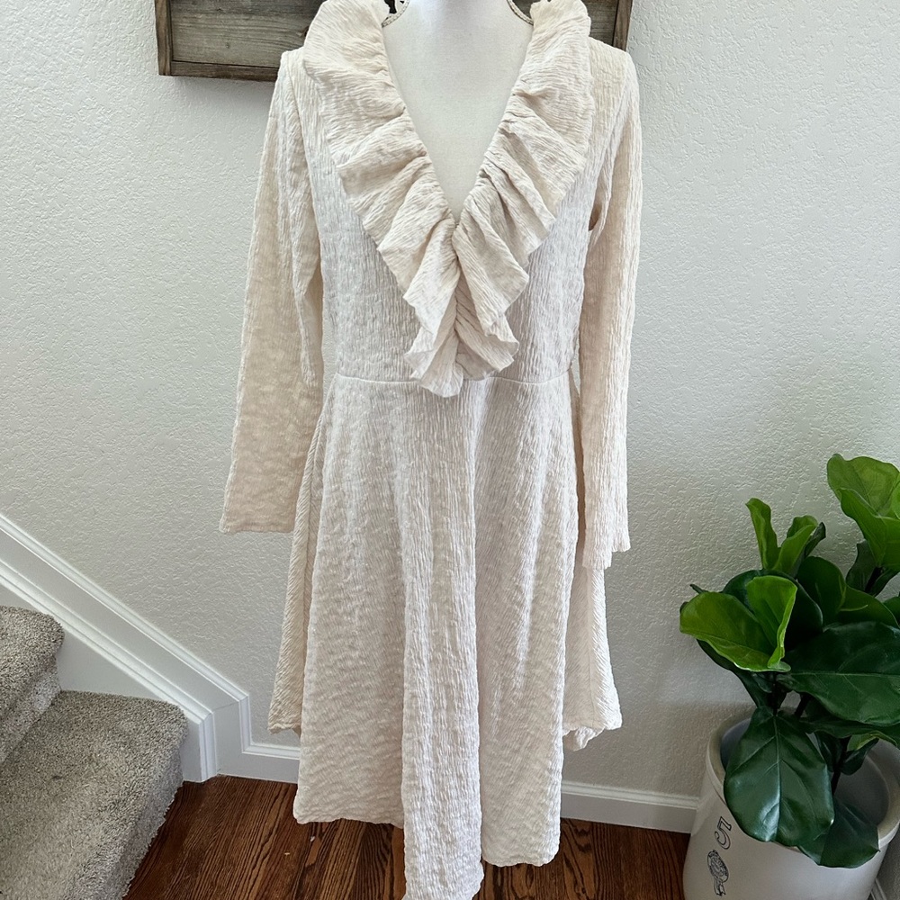 Mia Joy Joyfolie cream boho textured ruffle front dress ladies size‎ M